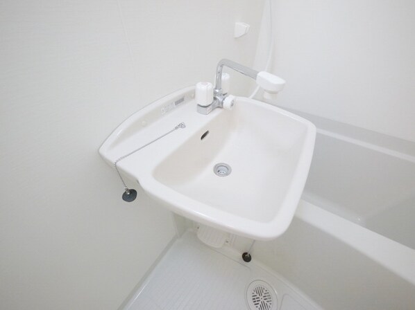 レオパレスSTフロント指扇 24095の物件内観写真